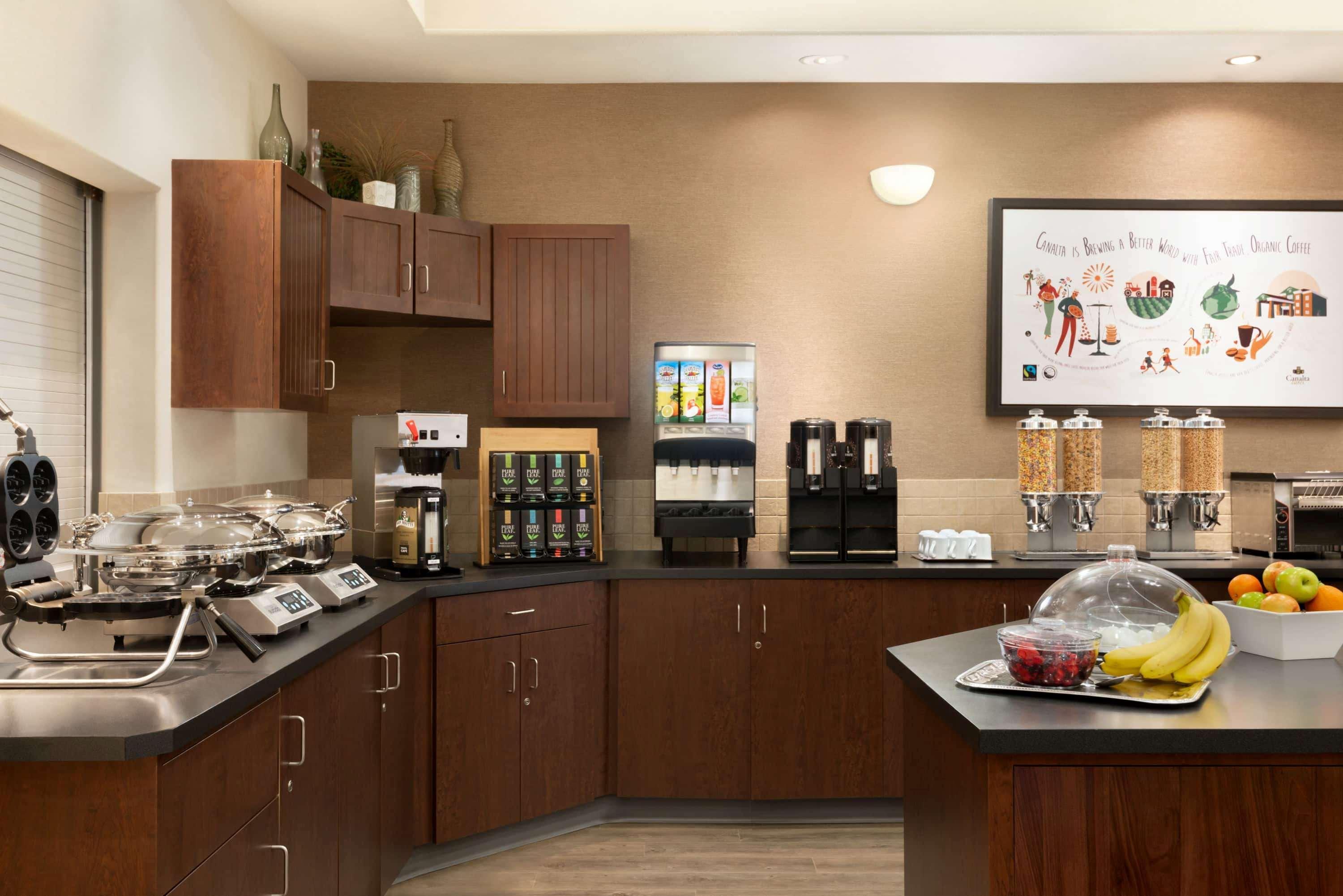 Ramada By Wyndham Drayton Valley Екстер'єр фото